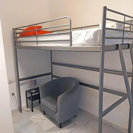 Homestay Cost Teatro Malaga